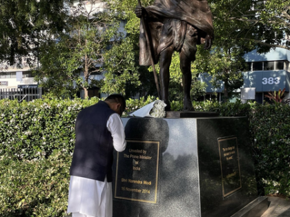 MoS Margherita pays tribute to Mahatma Gandhi, plants sapling in Australia's Brisbane | MoS Margherita pays tribute to Mahatma Gandhi, plants sapling in Australia's Brisbane