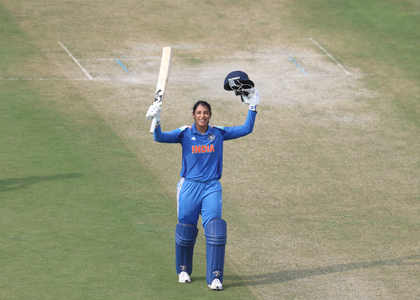 2nd ODI: Brown picks 3-42 as Australia bowl India out for 292 despite Mandhana's 117 | 2nd ODI: Brown picks 3-42 as Australia bowl India out for 292 despite Mandhana's 117