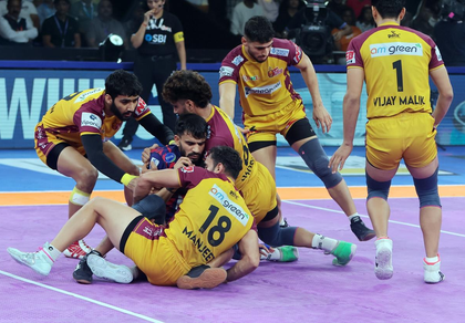 PKL 12: Neeraj Narwal, defenders shine as Dabang Delhi rally to defeat Telugu Titans 33-29 | PKL 12: Neeraj Narwal, defenders shine as Dabang Delhi rally to defeat Telugu Titans 33-29