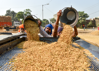 Centre-deputed expert teams to check moisture levels of paddy in Tamil Nadu from today | Centre-deputed expert teams to check moisture levels of paddy in Tamil Nadu from today Centre-deputed expert teams to check moisture levels of paddy in Tamil Nadu from today | Centre-deputed expert teams to check moisture levels of paddy in Tamil Nadu from today