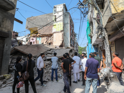 Two women buried as dilapidated house collapses in Jaipur; elderly lady dies on spot | Two women buried as dilapidated house collapses in Jaipur; elderly lady dies on spot