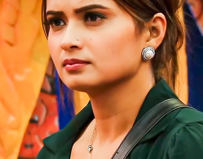 Bigg Boss 19: Neelam Giri hides “golden biscuits” inside her T-shirt during the task, male contestants lash out | Bigg Boss 19: Neelam Giri hides “golden biscuits” inside her T-shirt during the task, male contestants lash out