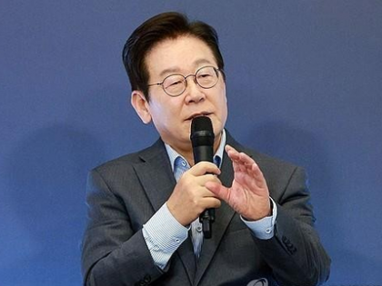 South Korean Prez says will stand together with US but need to manage ties with China | South Korean Prez says will stand together with US but need to manage ties with China