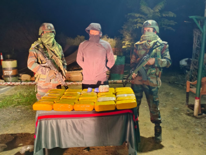 Drugs valued at over Rs 143 crore seized in Mizoram & Manipur; 3 held | Drugs valued at over Rs 143 crore seized in Mizoram & Manipur; 3 held Drugs valued at over Rs 143 crore seized in Mizoram & Manipur; 3 held | Drugs valued at over Rs 143 crore seized in Mizoram & Manipur; 3 held
