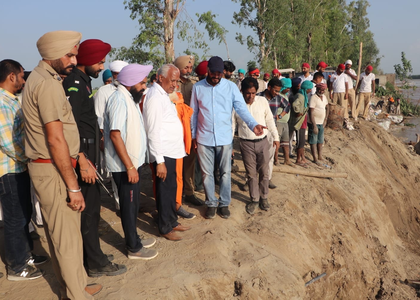 Punjab ministers inspect desilting works in Satluj river | Punjab ministers inspect desilting works in Satluj river