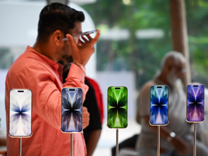 Apple iPhone 17 Air and 17 models see strong sales in India as consumer demand surges | Apple iPhone 17 Air and 17 models see strong sales in India as consumer demand surges