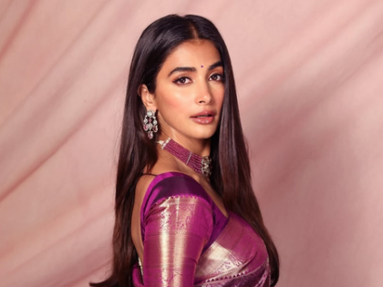 Pooja Hegde takes a ‘quick boat ride’ to the airport in Chennai | Pooja Hegde takes a ‘quick boat ride’ to the airport in Chennai