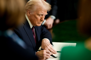 Trump tightens H-1B rules, introduces USD100,000 annual fee | Trump tightens H-1B rules, introduces USD100,000 annual fee