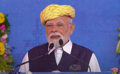 PM Modi inaugurates development projects in Gujarat, stresses importance of 'Aatmanirbhar Bharat' | PM Modi inaugurates development projects in Gujarat, stresses importance of 'Aatmanirbhar Bharat' PM Modi inaugurates development projects in Gujarat, stresses importance of 'Aatmanirbhar Bharat' | PM Modi inaugurates development projects in Gujarat, stresses importance of 'Aatmanirbhar Bharat'