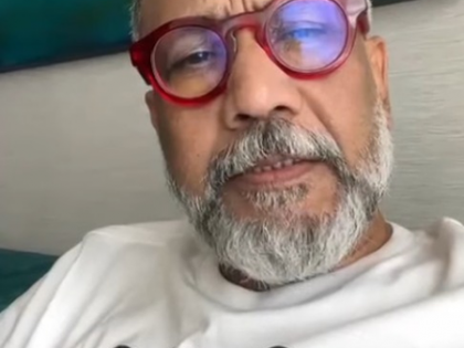 Anubhav Sinha shares a leaf from Parisian history in new picture | Anubhav Sinha shares a leaf from Parisian history in new picture