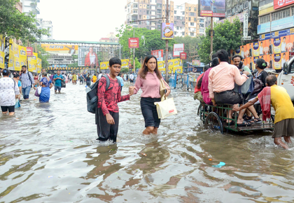 KMC makes preparations to ensure no prolonged waterlogging in Kolkata during Durga Puja | KMC makes preparations to ensure no prolonged waterlogging in Kolkata during Durga Puja