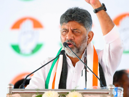 Even road before PM Modi's residence pothole-ridden, claims Shivakumar | Even road before PM Modi's residence pothole-ridden, claims Shivakumar