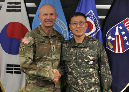 US, South Korean army chiefs discuss expanding exchanges between troops, military drills | US, South Korean army chiefs discuss expanding exchanges between troops, military drills