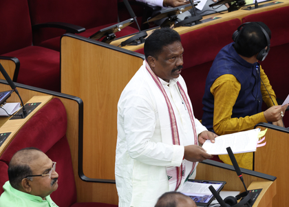 Odisha Assembly disrupted as BJD protests 'curtailment' of Panchayati Raj powers | Odisha Assembly disrupted as BJD protests 'curtailment' of Panchayati Raj powers