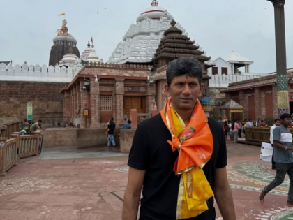 Venkatesh Prasad visits Jagannath Temple in Puri, donates Rs 30 lakhs | Venkatesh Prasad visits Jagannath Temple in Puri, donates Rs 30 lakhs