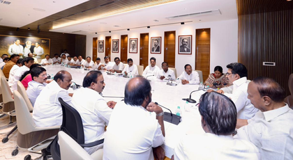 Stalin asks DMK MPs to dedicate more time to constituencies, submit fortnightly reports | Stalin asks DMK MPs to dedicate more time to constituencies, submit fortnightly reports