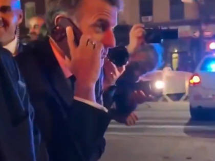 French President Macron's convoy stopped in New York, video goes viral | French President Macron's convoy stopped in New York, video goes viral