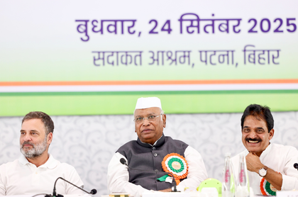 CWC passes strong resolutions against NDA govt at Patna meet | CWC passes strong resolutions against NDA govt at Patna meet