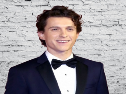 Tom Holland suffered a 'bump' after pull ring line 'snapped' | Tom Holland suffered a 'bump' after pull ring line 'snapped'