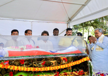 Siddaramaiah announces memorial for Padma Bhushan awardee SL Bhyrappa | Siddaramaiah announces memorial for Padma Bhushan awardee SL Bhyrappa