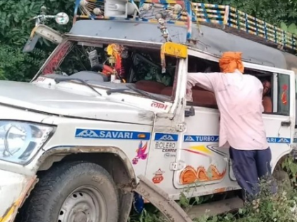 Six killed, seven injured in two separate road accidents in Jharkhand | Six killed, seven injured in two separate road accidents in Jharkhand