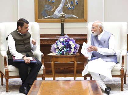 CM Fadnavis urges PM Modi to provide NDRF aid to Maharashtra to help flood-hit farmers | CM Fadnavis urges PM Modi to provide NDRF aid to Maharashtra to help flood-hit farmers