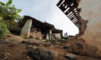 5.6-magnitude quake hits China's Gansu | 5.6-magnitude quake hits China's Gansu