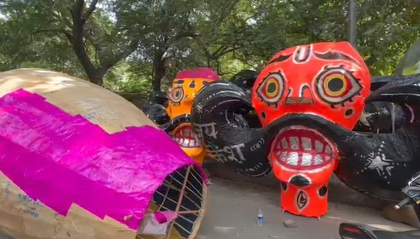 Ravana effigy makers in Delhi get orders from US, Canada ahead of Dussehra | Ravana effigy makers in Delhi get orders from US, Canada ahead of Dussehra