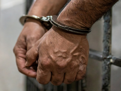 Social media influencer arrested in Bengal for making derogatory comments about Armed Forces | Social media influencer arrested in Bengal for making derogatory comments about Armed Forces