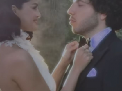 Selena Gomez, Benny Blanco tie the knot, share pictures from wedding | Selena Gomez, Benny Blanco tie the knot, share pictures from wedding