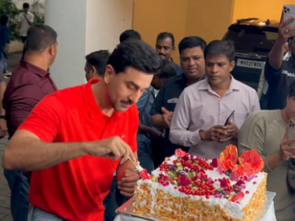 Ranbir Kapoor celebrates his 43rd birthday with the paps by cutting a massive cake | Ranbir Kapoor celebrates his 43rd birthday with the paps by cutting a massive cake