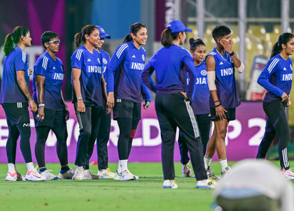 Women’s World Cup: Indian team undergoes intense fielding session ahead of clash against England | Women’s World Cup: Indian team undergoes intense fielding session ahead of clash against England Women’s World Cup: Indian team undergoes intense fielding session ahead of clash against England | Women’s World Cup: Indian team undergoes intense fielding session ahead of clash against England