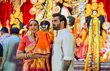 Bipasha Basu tells photographers ‘aram se’ as daughter Devi gets frightened at Durga Puja Pandal | Bipasha Basu tells photographers ‘aram se’ as daughter Devi gets frightened at Durga Puja Pandal
