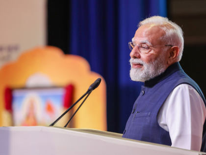 Committed to boosting Mumbai's infrastructure, ease of living: PM Modi | Committed to boosting Mumbai's infrastructure, ease of living: PM Modi