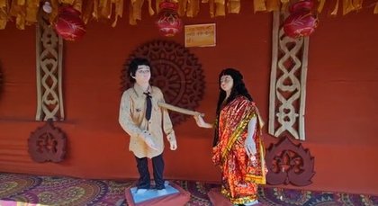 Ranchi: Politically-themed Durga Puja pandal captivates crowd; Rabri Devi shown beating Tej Pratap Yadav | Ranchi: Politically-themed Durga Puja pandal captivates crowd; Rabri Devi shown beating Tej Pratap Yadav