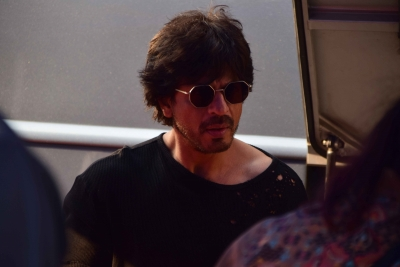 SRK enters billionaire club with net worth of about $1.4 billion | SRK enters billionaire club with net worth of about $1.4 billion