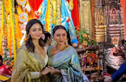Alia Bhatt looks resplendent in golden saree as she joins Rani Mukerji for Durga Puja | Alia Bhatt looks resplendent in golden saree as she joins Rani Mukerji for Durga Puja