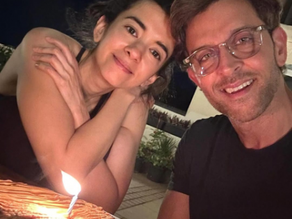 Hrithik Roshan celebrates 4 years of togetherness with Saba Azad | Hrithik Roshan celebrates 4 years of togetherness with Saba Azad