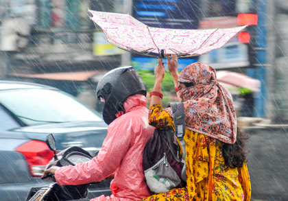Odisha: IMD warns of heavy rain, strong winds as depression forms over Bay of Bengal | Odisha: IMD warns of heavy rain, strong winds as depression forms over Bay of Bengal