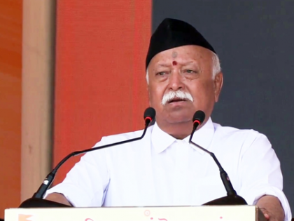 Aatmanirbhar Bharat doesn't mean halting imports, but prioritising domestic output: RSS chief | Aatmanirbhar Bharat doesn't mean halting imports, but prioritising domestic output: RSS chief