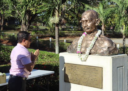 Indian missions worldwide mark Gandhi Jayanti with tributes, hymns and Swachhata drives | Indian missions worldwide mark Gandhi Jayanti with tributes, hymns and Swachhata drives Indian missions worldwide mark Gandhi Jayanti with tributes, hymns and Swachhata drives | Indian missions worldwide mark Gandhi Jayanti with tributes, hymns and Swachhata drives