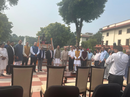 'True strength lies in simplicity and moral conviction', SC judges pay tribute to Mahatma Gandhi | 'True strength lies in simplicity and moral conviction', SC judges pay tribute to Mahatma Gandhi
