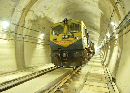 1st Rajdhani to Mizoram gets huge response; new rail projects boost trade & connectivity in NE | 1st Rajdhani to Mizoram gets huge response; new rail projects boost trade & connectivity in NE