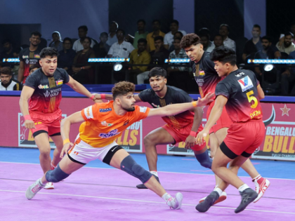 PKL 12: Puneri Paltan tame Bengaluru Bulls in tie-break thriller; take top spot | PKL 12: Puneri Paltan tame Bengaluru Bulls in tie-break thriller; take top spot