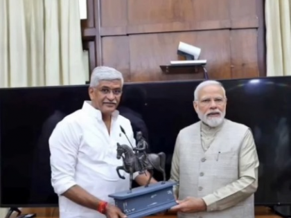 PM Modi wishes Gajendra Singh Shekhawat on his birthday, praises his efforts to make India a tourism hub | PM Modi wishes Gajendra Singh Shekhawat on his birthday, praises his efforts to make India a tourism hub