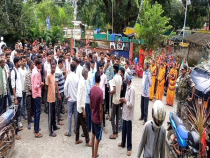 Jharkhand: Villagers erupt in anger over suspicious death of BSF jawan in police lockup | Jharkhand: Villagers erupt in anger over suspicious death of BSF jawan in police lockup