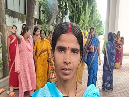 Bihar: Women beneficiaries get assistance under Mahila Rozgar Yojana, thank govt | Bihar: Women beneficiaries get assistance under Mahila Rozgar Yojana, thank govt