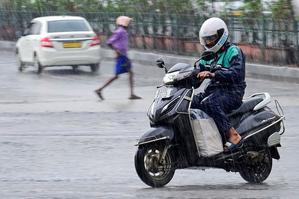 2-wheeler sales rise 9 pc in September on GST cut, festive demand | 2-wheeler sales rise 9 pc in September on GST cut, festive demand