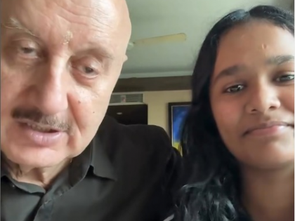 Anupam Kher keeps up the tradition of lunch with Satish Kaushik’s family | Anupam Kher keeps up the tradition of lunch with Satish Kaushik’s family
