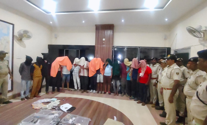 Odisha: Gang involved in drug and arms smuggling busted | Odisha: Gang involved in drug and arms smuggling busted